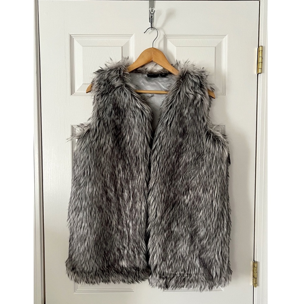 RACHEL ZOE FAUX FUR GREY VEST
